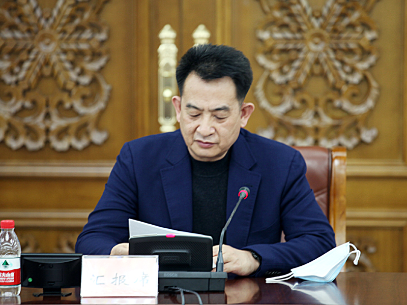 4、省政协副秘书长计斌汇报《省政协十二届十二次仓位会议工作方案（草案）》.JPG